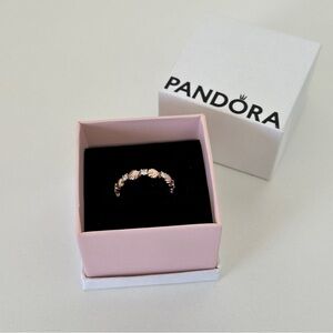 Pandora Rose Gold Sparkling Seashell Band Ring